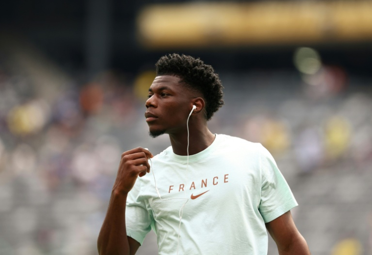 Le milieu de terrain des Bleus Aurélien Tchouameni, titularisé le 30 juin 2026 à East Rutherford, ne jouera pas contre le Maroc en quarts de finale du Mondial  ( AFP / FRANCK FIFE )