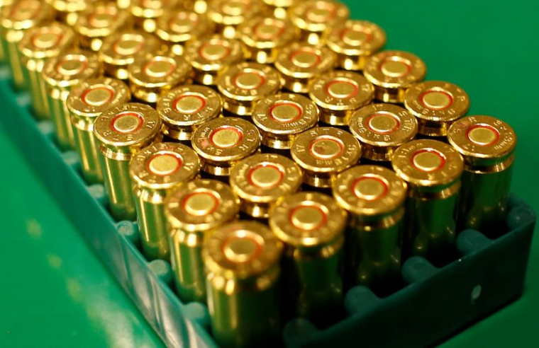 FRANCE: LA JUSTICE SAISIE SUR L'"OPACITÉ" DES EXPORTATIONS D'ARMES