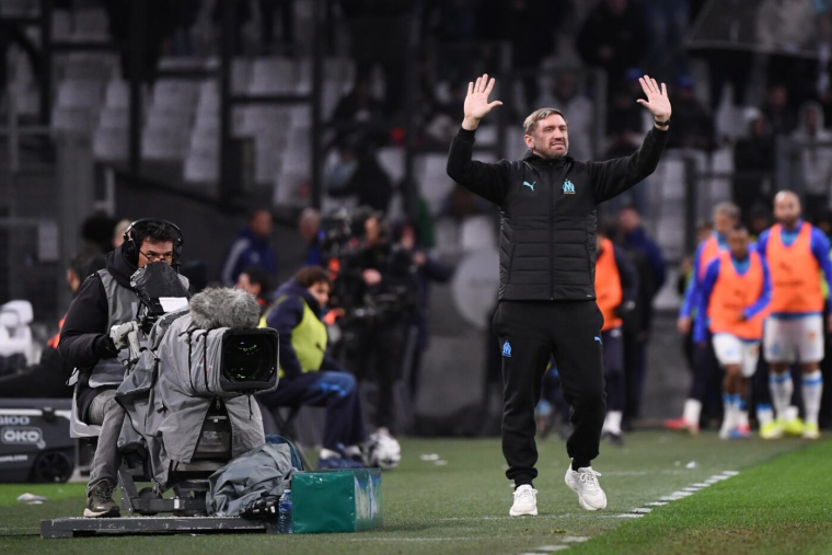 « Il faut relever la tête, même si c’est très difficile et délicat », assure Pancho Abardonado