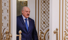 Le président biélorusse Alexandre Loukachenko avant une conférence de presse à Minsk