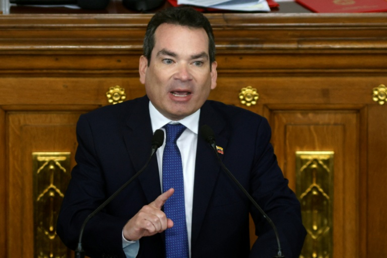 Le député d'opposition Tomas Guanipa lors d'un débat à l'Assemblée nationale sur un projet de loi d'amnistie proposé par la présidente par intérim du Venezuela, Delcy Rodríguez, le 5 février 2026 à Caracas ( AFP / Pedro MATTEY )