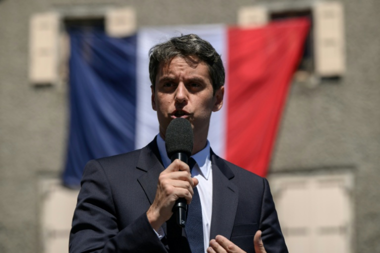 Gabriel Attal à Mur-de-Barrez (Aveyron) le 22 mai 2026  ( AFP / Ed JONES )