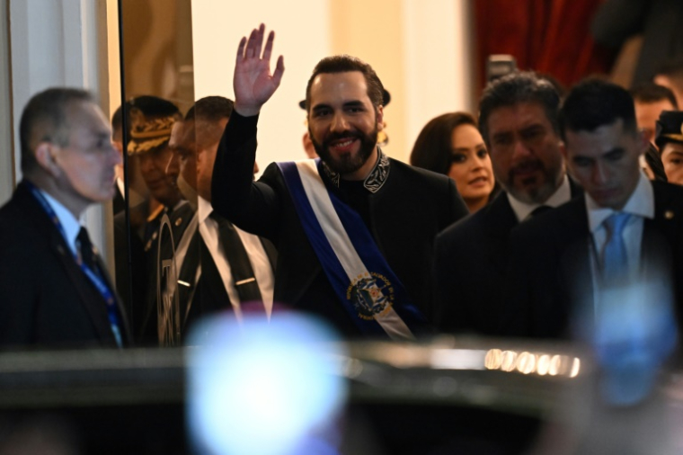 Le président du Salvador, Nayib Bukele, après avoir délivré un discours, le 2 juin 2025 à San Salvador ( AFP / Marvin RECINOS )
