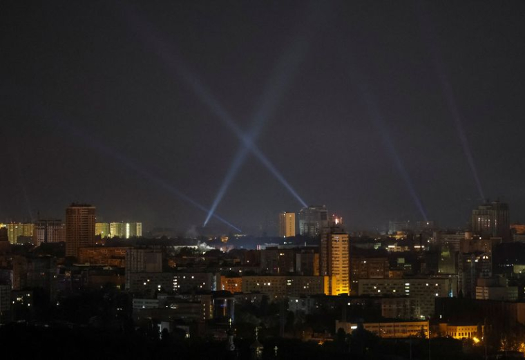 Frappe de drone russe à Kyiv