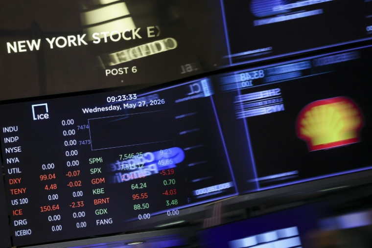Des tableaux de cotations à la Bourse de New York le 27 mai 2026. ( AFP / ANGELA WEISS )