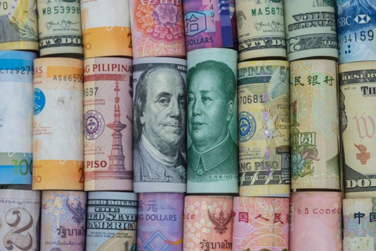 iStock-Dilok Klaisataporn.jpg