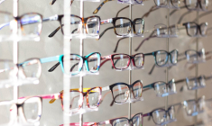 Lunettes, prothèses dentaires et auditives: les remboursements prévus (Crédit Photo: Scott Van Daalen - Unsplash)