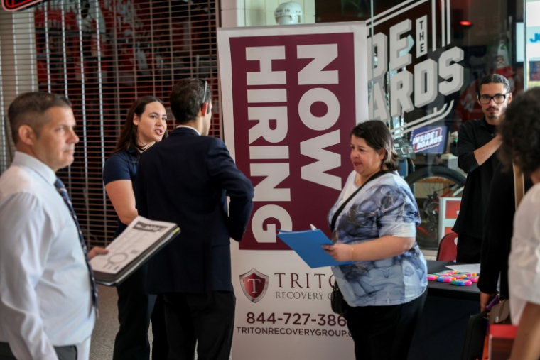 Un forum pour l'emploi organisé à Sunrise en Floride, le 30 avril 2025 ( GETTY IMAGES NORTH AMERICA / JOE RAEDLE )
