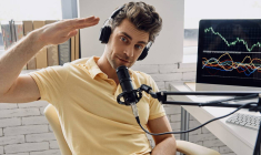 Influenceurs finance : entre promesses et pièges, qui sont vraiment les finfluenceurs ? / iStock.com - g-stockstudio