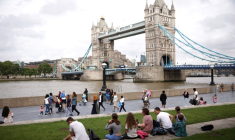 LE TOWER BRIDGE SE BLOQUE POUR LA DEUXIÈME FOIS EN UN AN
