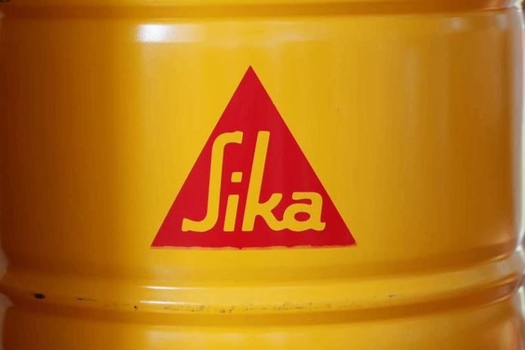 SAINT-GOBAIN CÈDE TOUTE SA PARTICIPATION DANS SIKA