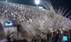 Carnaval de Rio 2020 : Bolsonaro visé par le choix des thèmes engagés de la parade