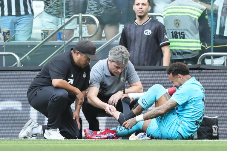 L’entraîneur de Santos apporte son soutien à Neymar