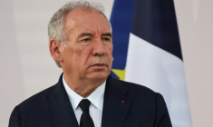 Le Premier ministre français François Bayrou assiste à un discours à l'Hôtel de Brienne à Paris, le 13 juillet 2025 ( POOL / Ludovic MARIN )