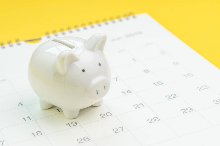 Finances personnelles : le budget saisonnier pour anticiper vacances, fêtes et imprévus / iStock.com - Nuthawut Somsuk