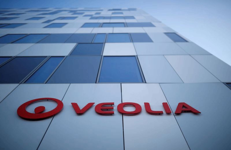 VEOLIA PROMET DE NE PAS LANCER D'OPA HOSTILE SUR SUEZ