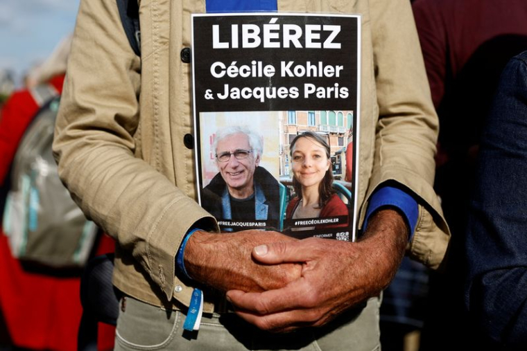 Rassemblement en soutien à Cécile Kohler et Jacques Paris, emprisonnés en Iran depuis 3 ans