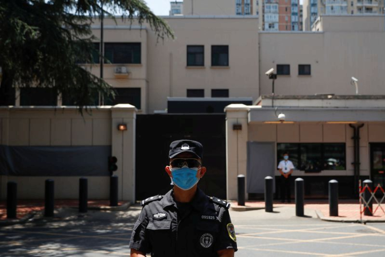 LA CHINE PREND POSSESSION DES LOCAUX DU CONSULAT AMÉRICAIN DE CHENGDU