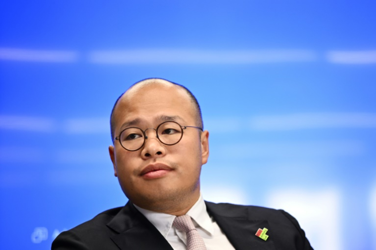 Sebastien Lai, fils du magnat des médias emprisonné par la Chine Jimmy Lai, lors d'un entretien avec l'AFP à Washington, le 8 septembre 2025 ( AFP / Mandel NGAN )