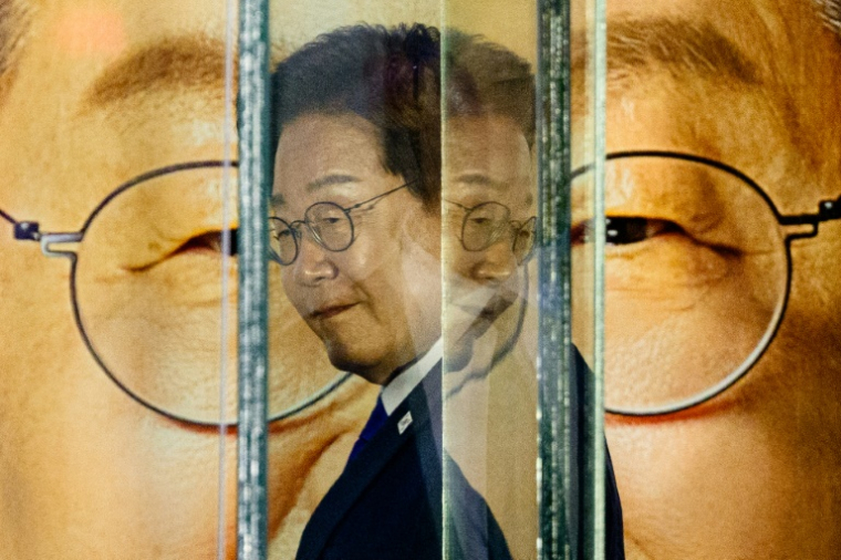 Le président élu sud-coréen Lee Jae-myung se prépare à s'adresser à ses partisans, à Séoul, le 4 juin 2025 ( AFP / ANTHONY WALLACE )