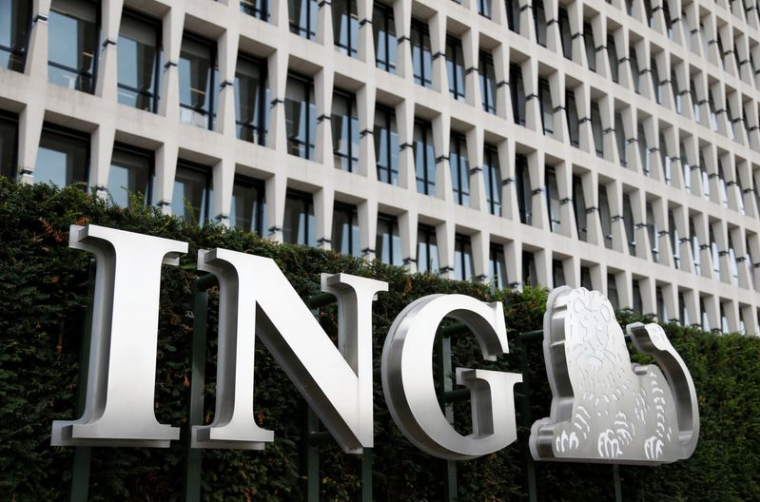 ING DÉPASSE LES ATTENTES AU DEUXIÈME TRIMESTRE, PRÉVOIT DES DIVIDENDES ET RACHATS D'ACTIONS