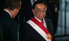 Le nouveau président par intérim du Pérou, José Maria Balcazar, après son élection au Congrès national à Lima, le 18 février 2026 ( AFP / Ernesto BENAVIDES )