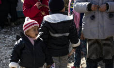 Des enfants, parmi lesquels deux Français, dans le camp de réfugiés d'al-Hol administré par les Kurdes, au nord-est de la Syrie, le 25 janvier 2020 ( AFP / DELIL SOULEIMAN )