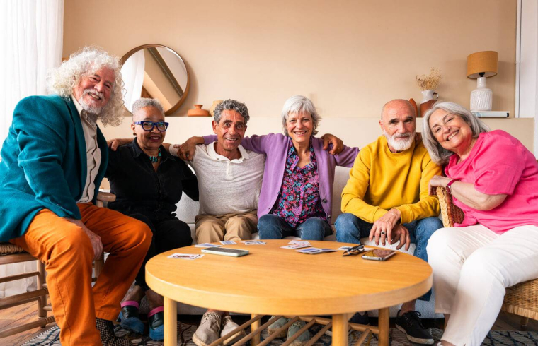 Retraite et colocation senior : une solution pour réduire les coûts et rompre l’isolement / iStock.com - Diamond Dogs