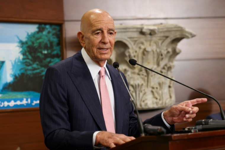 L'émissaire américain Tom Barrack lors d'une conférence de presse à l'issue d'une rencontre avec le président libanais Joseph Aoun, le 18 août 2025 à Beyrouth ( AFP / ANWAR AMRO )