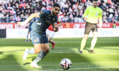 Neal Maupay défend Roberto De Zerbi