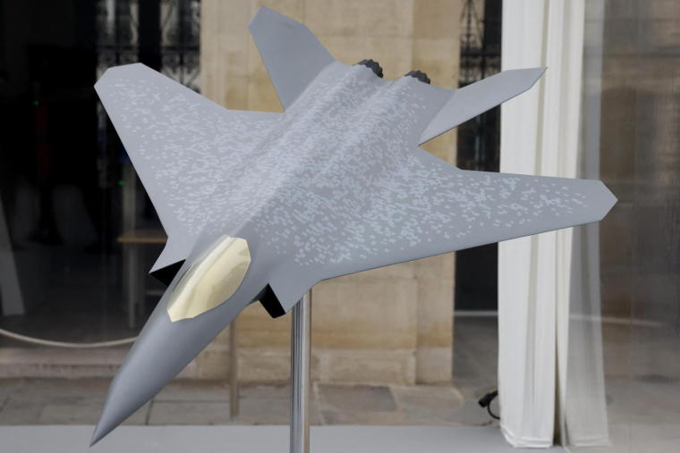 Le projet SCAF vise notamment à remplacer l'actuel Rafale (illustration) ( AFP / LUDOVIC MARIN )