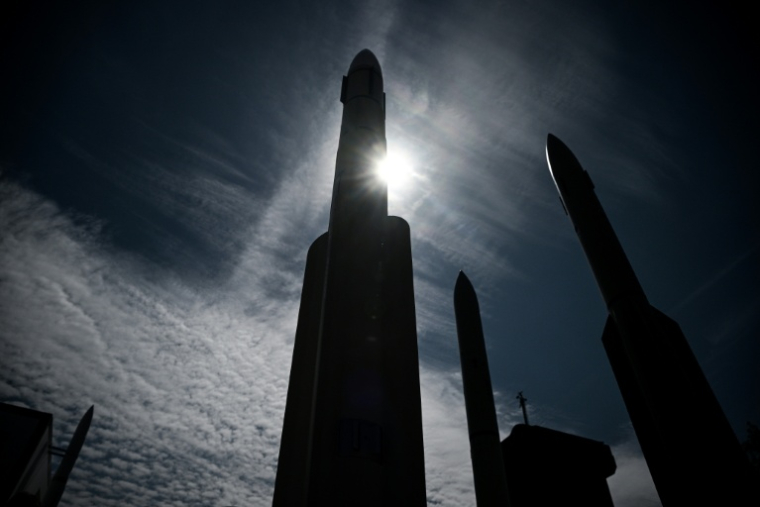 Des missiles MBDA au salon Eurosatory à Villepinte, près de Paris, le 16 juin 2026 ( AFP / JULIEN DE ROSA )