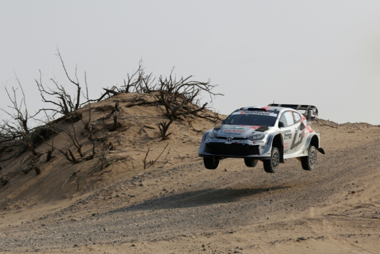 La Toyota du Français Sébastien Ogier, lors du Rallye d'Arabie saoudite, le 27 novembre 2025 à Jeddah ( AFP / Fayez Nureldine )