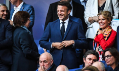 Emmanuel Macron prépare-t-il sa reconversion dans le foot ?