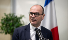 Le ministre délégué à l'Industrie Sébastien Martin à Mâcon, ce lundi 16 février. ( AFP / ARNAUD FINISTRE )