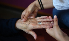 ( AFP / FRED TANNEAU )