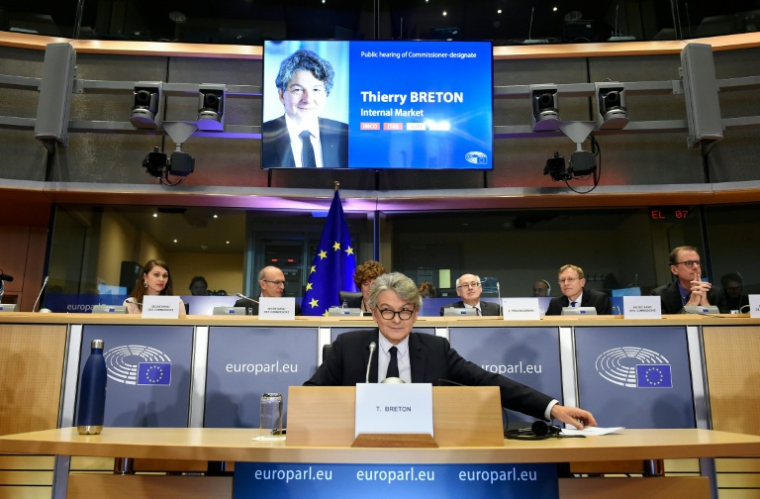Thierry Breton, commissaire européen désigné au marché intérieur et à la protection des consommateurs, à l'industrie, à la recherche et à l'énergie, lors d'une audition devant le Parlement européen à Bruxelles, le 14 novembre 2019 ( AFP / JOHN THYS )