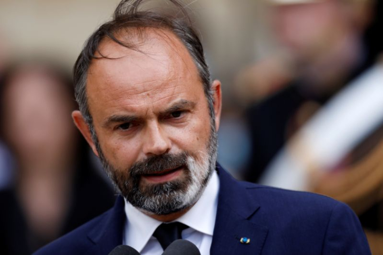EDOUARD PHILIPPE DIT VOULOIR "PARTICIPER" AU DÉBAT PUBLIC