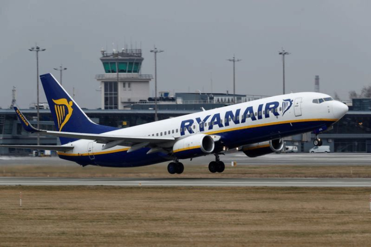RYANAIR VA SUPPRIMER JUSQU'À 3.000 EMPLOIS