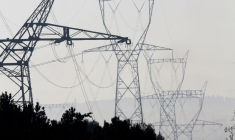 Des lignes électriques à haute tension