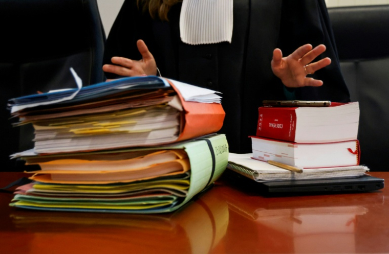 Plusieurs procureurs décrivent un système judiciaire sous tension extrême, marqué par l'accumulation de dossiers ( AFP / Ludovic MARIN )