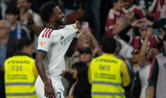 « Pourquoi fais-tu ça ? » : la réaction de Vinicius après son carton rouge