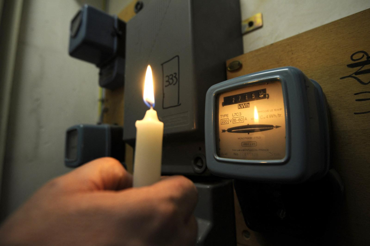 RTE, gestionnaire des lignes à haute et très haute tension, avait estimé que le risque de coupure électrique cet hiver semblait limité dans la majorité des scénarios ( AFP / ANNE-CHRISTINE POUJOULAT )
