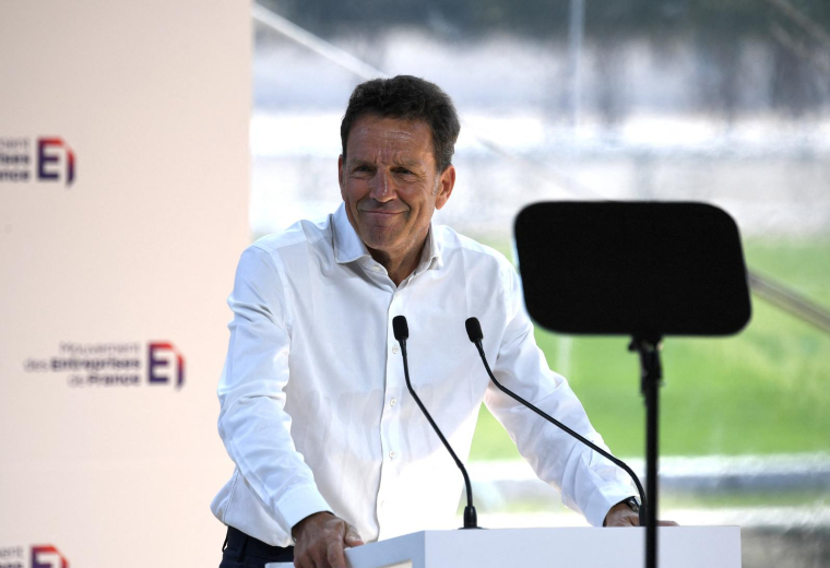 Le président du Medef, Geoffroy Roux de Bézieux, le 29 août 2022 à Paris. ( AFP / ERIC PIERMONT )