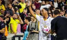 On sait quand Ronaldinho va jouer en Serie C