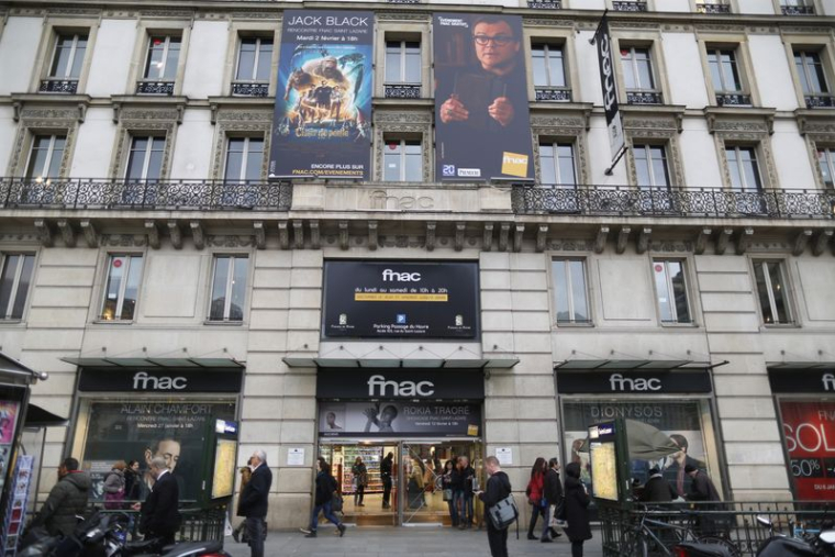 Vue générale d'un magasin de l'enseigne de distribution à Paris, France