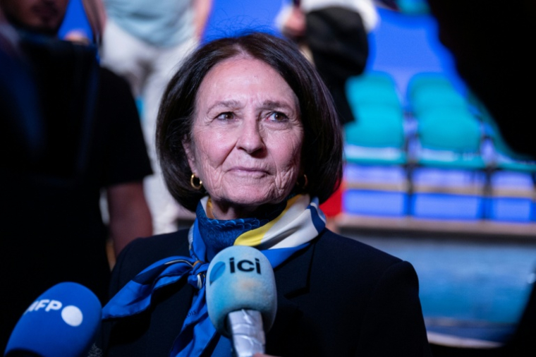 Josée Massi, maire sortante de Toulon et candidate à sa réélection, fait une déclaration à la presse lors d'un meeting de campagne à Toulon, le 3 mars 2026 dans le Var ( AFP / Elodie CLEMENT )