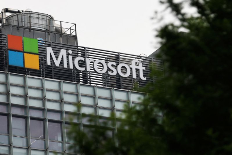 Logo de Microsoft sur son immeuble de bureaux à Pékin, en Chine