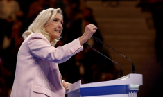 Marine Le Pen, candidate du RN à la présidentielle, le 25 octobre 2026 à Orléans ( AFP / ROMAIN PERROCHEAU )