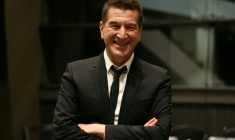 Matthieu Pigasse, à l'Assemblée nationale à Paris le 2 avril 2026. ( AFP / Alain JOCARD )
